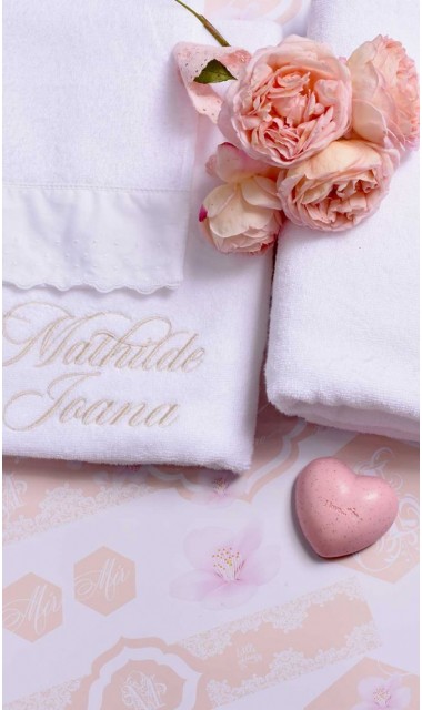 Trusou de botez somon cu alb cu broderie sand pentru fetite Elegant Monogram Peach 1